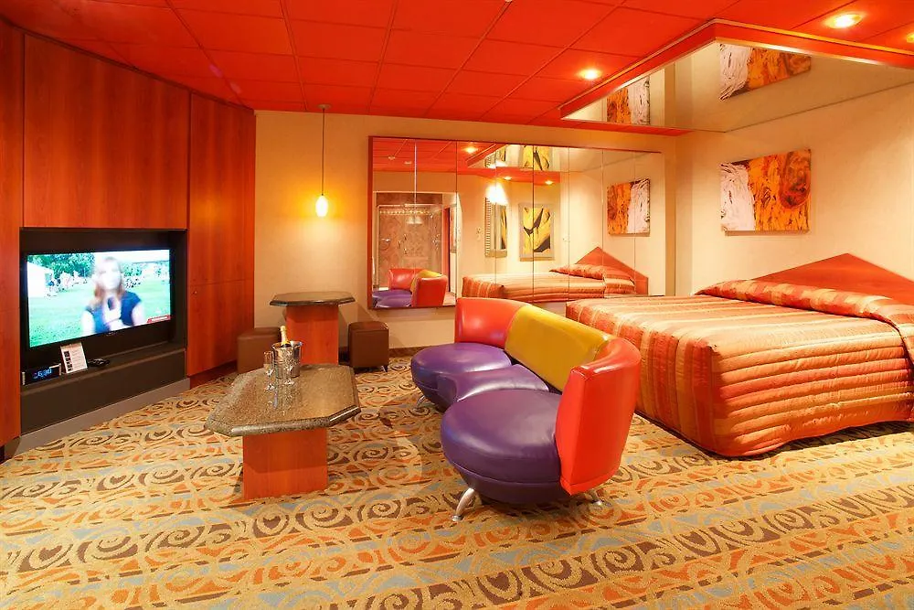 Le Chabrol Hotel & Suites Montréal