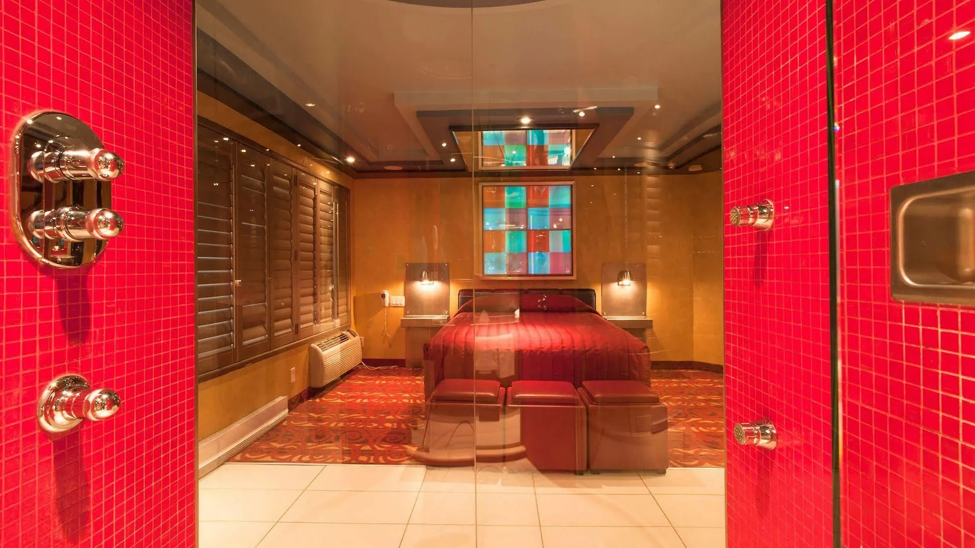 Le Chabrol Hotel & Suites Montréal