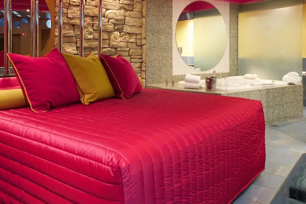 Le Chabrol Hotel & Suites Montréal