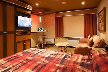 ***  Le Chabrol Hotel & Suites Montreal Canada