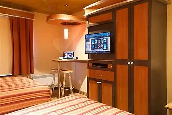 Le Chabrol Hotel & Suites Montréal Canadá