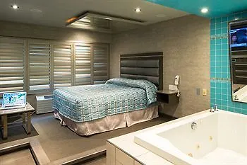 Le Chabrol Hotel & Suites Montréal
