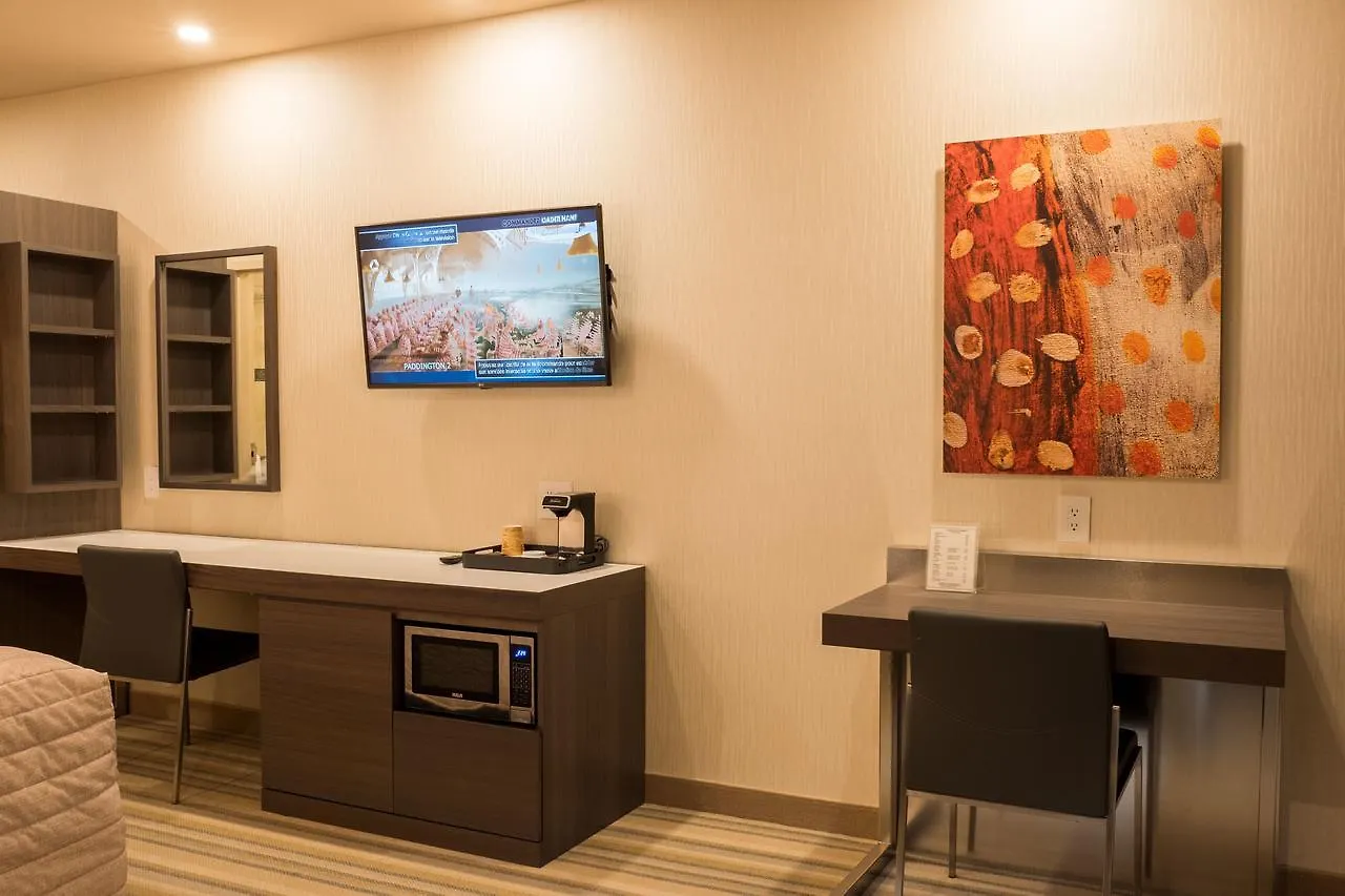 ***  Le Chabrol Hotel & Suites Montreal Canada