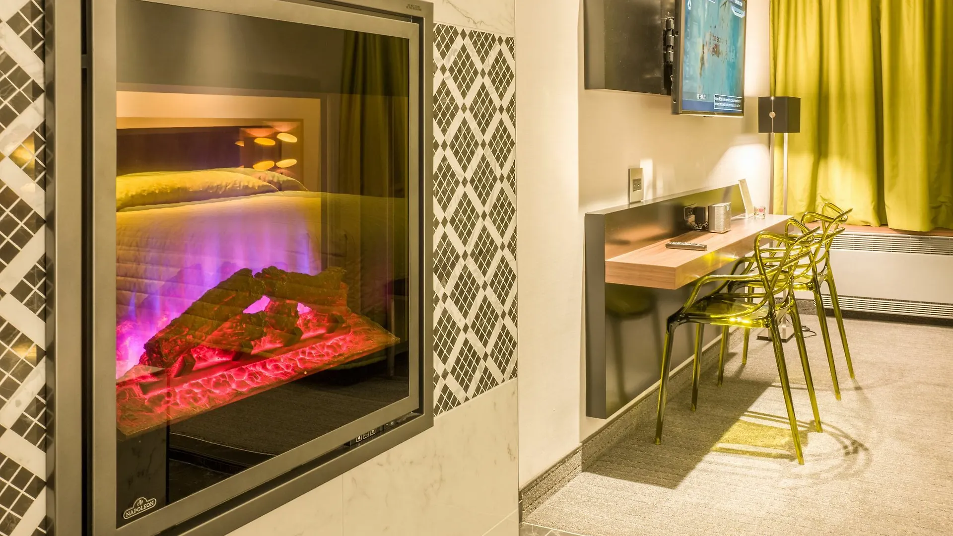 Le Chabrol Hotel & Suites Montréal